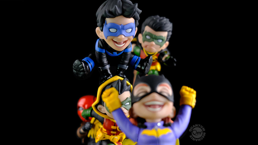 Batman Family Knight Out Limited Edition Q-Master Diorama