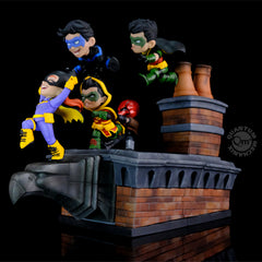 Photo of Batman Family Knight Out Limited Edition Q-Master Diorama
